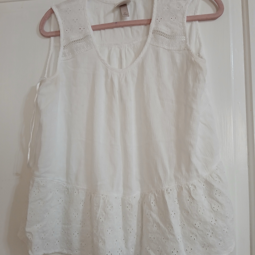 Knox Rose White Eyelet Sleeveless Top